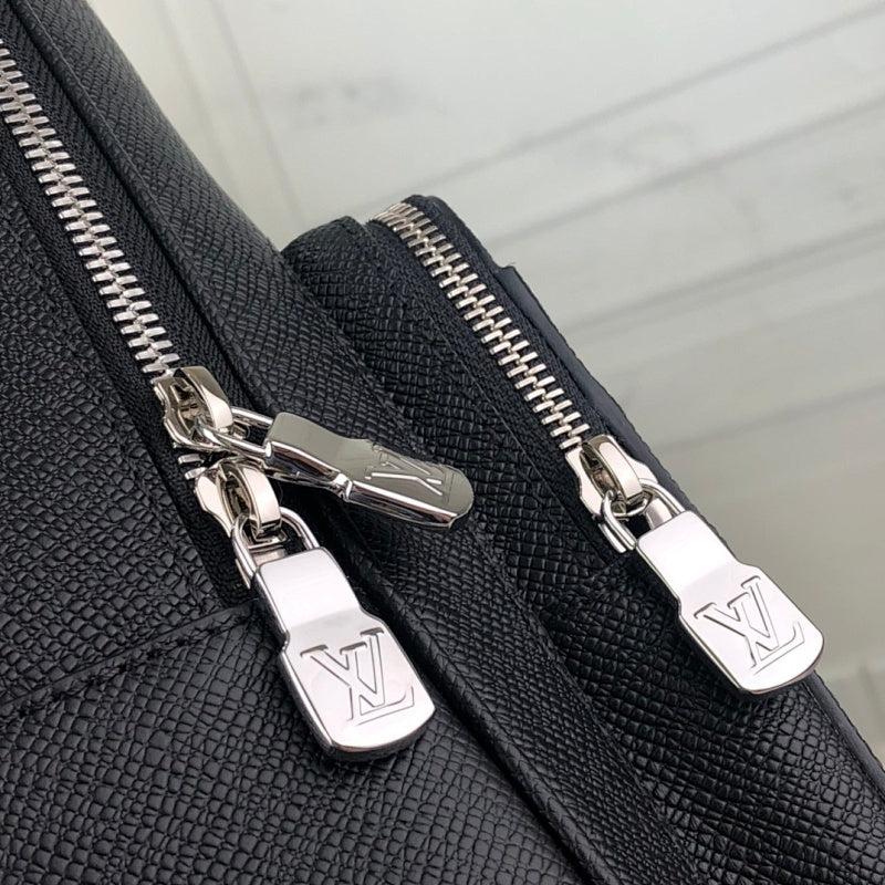 Anum Bags ln Luxury Bag --60720
