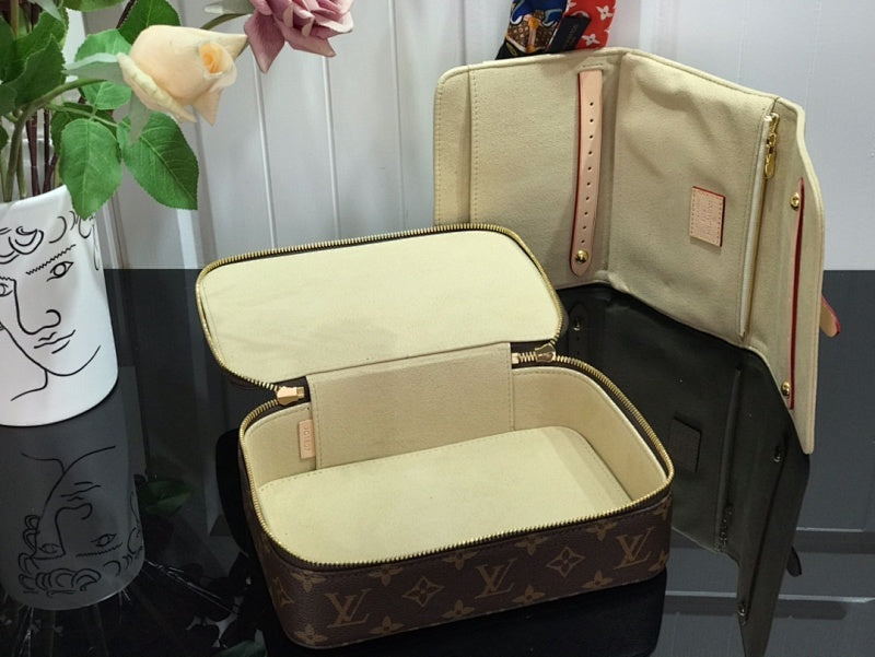 Anum Bags ln Luxury Bag --59433