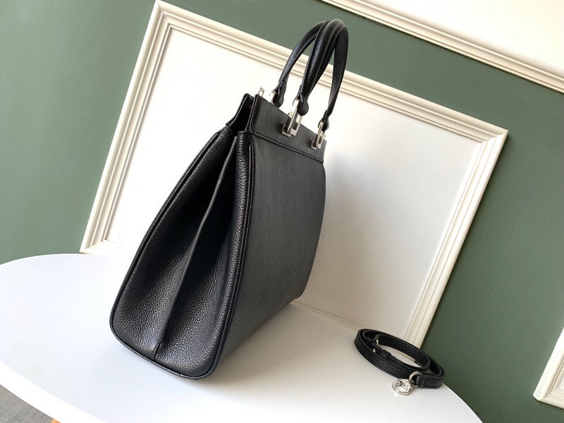 new-luxury-designer-bags-nm18525