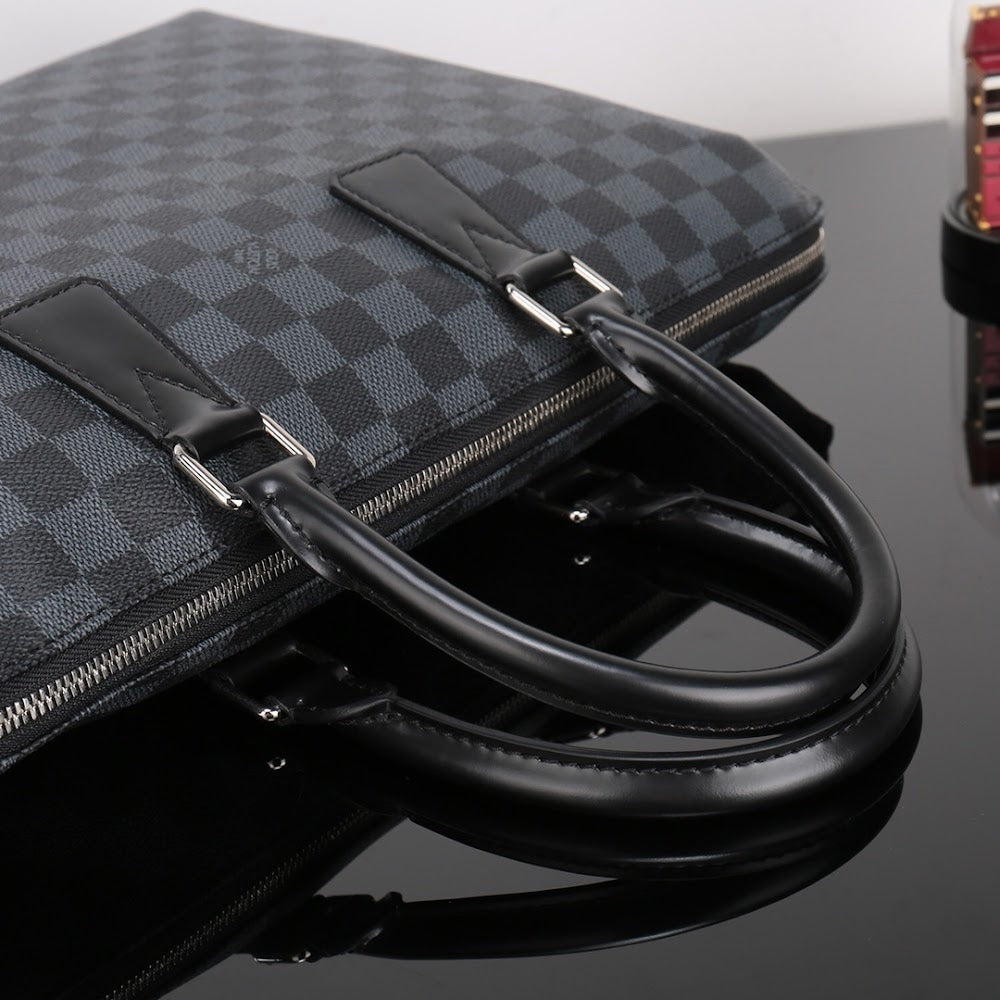 Anum Bags ln Luxury Bag --56978