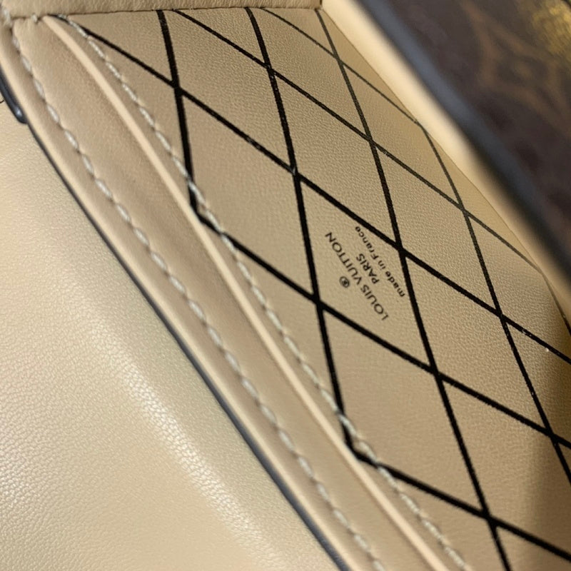 Anum Bags ln Luxury Bag --57721