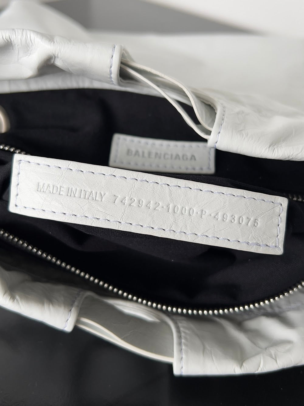 Ezyycart Bags Balenciaga Luxury Bag --111285