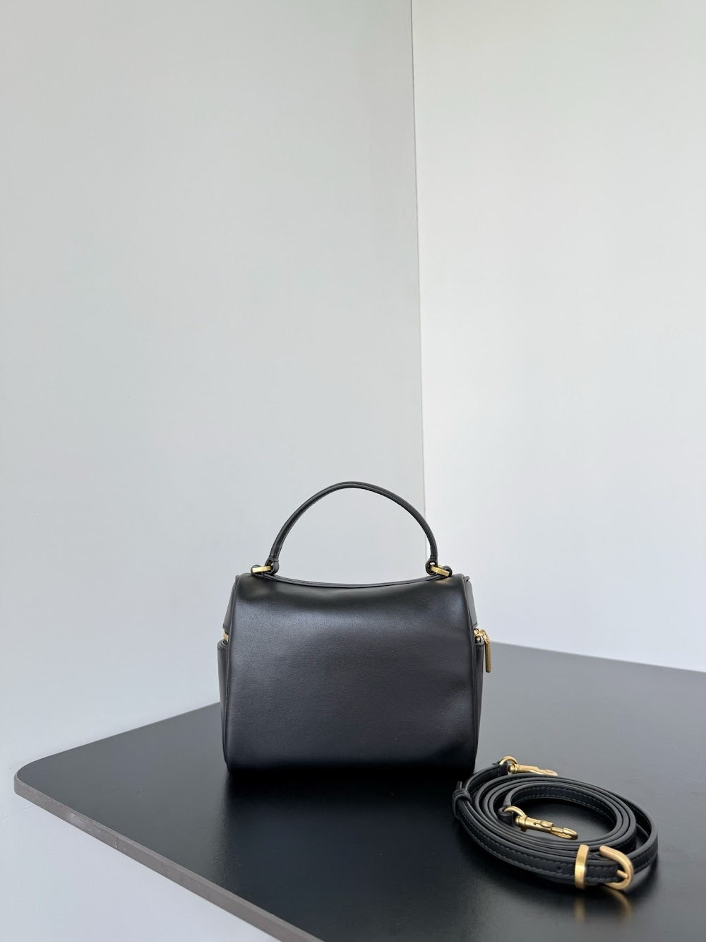 Ezyycart Bags Balenciaga Luxury Bag --111322