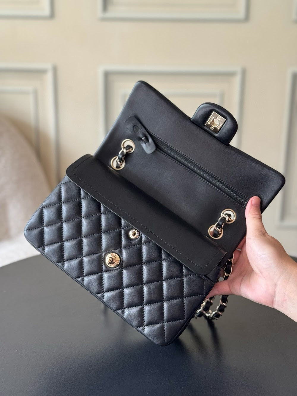 Anum Bags CHn Luxury Bag --112984