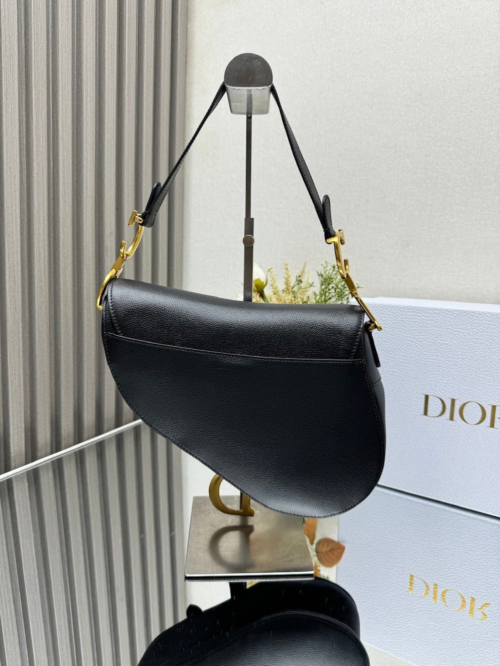 new-luxury-designer-bags-nm15977