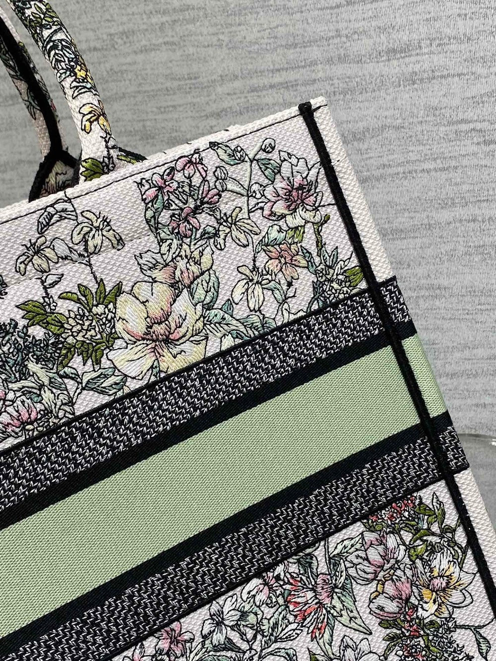new-designer-premium-bags-nm16598