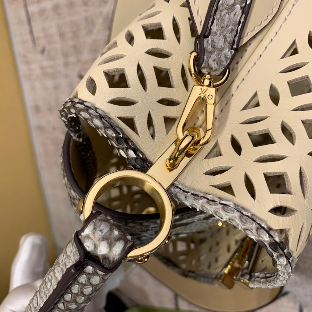 Anum Bags ln Luxury Bag --59367