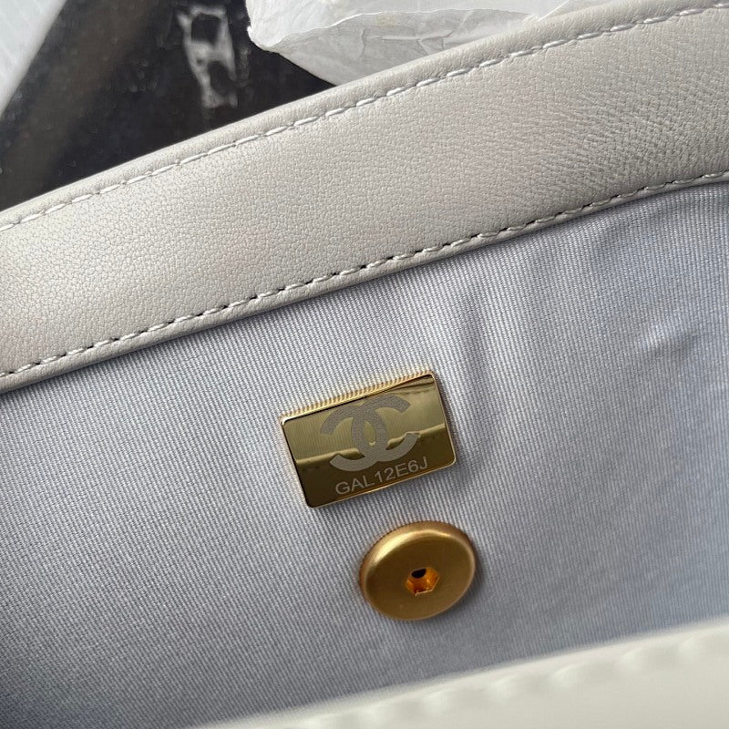 new-designer-premium-bags-nm9788