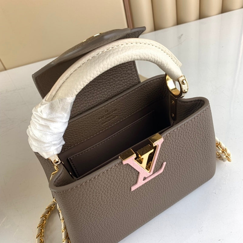 Anum Bags ln Luxury Bag --56317