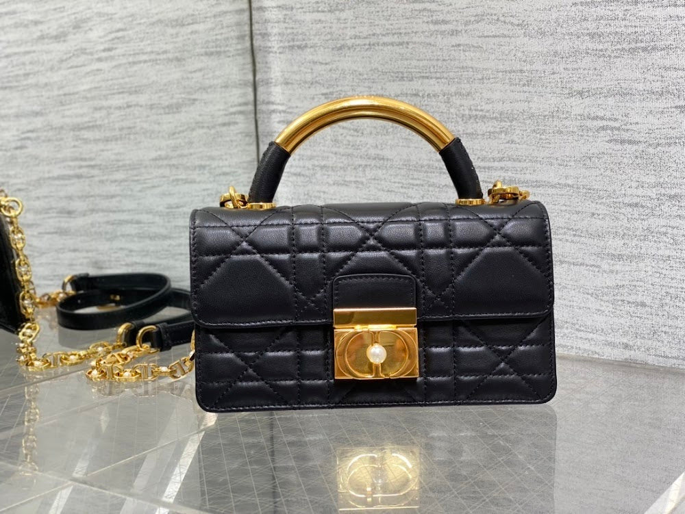 new-luxury-designer-bags-nm16101