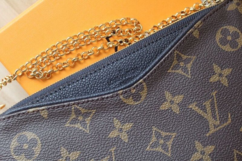 Anum Bags ln Luxury Bag --58986