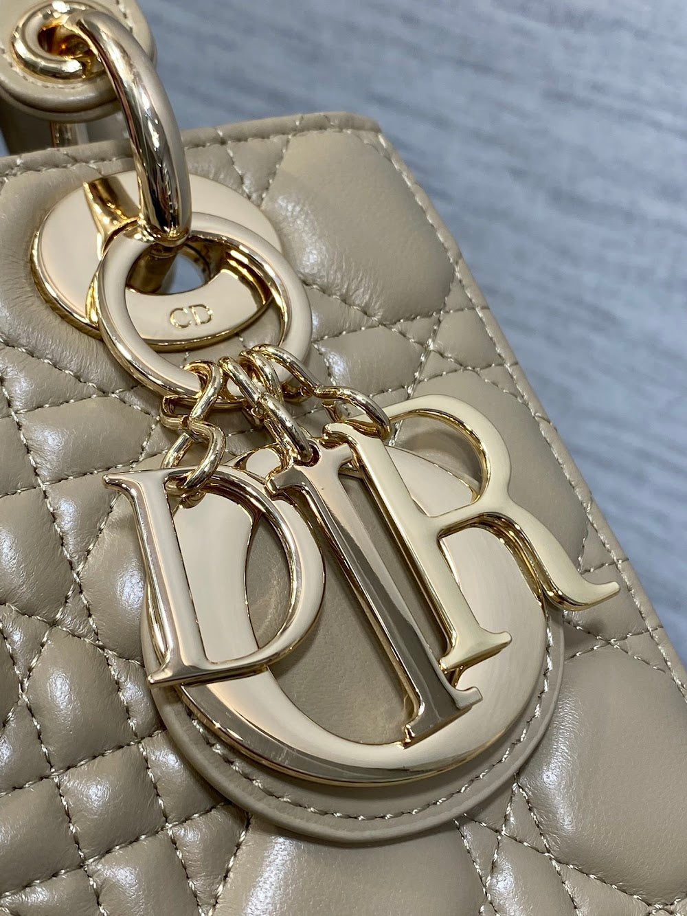 new-designer-premium-bags-nm16326