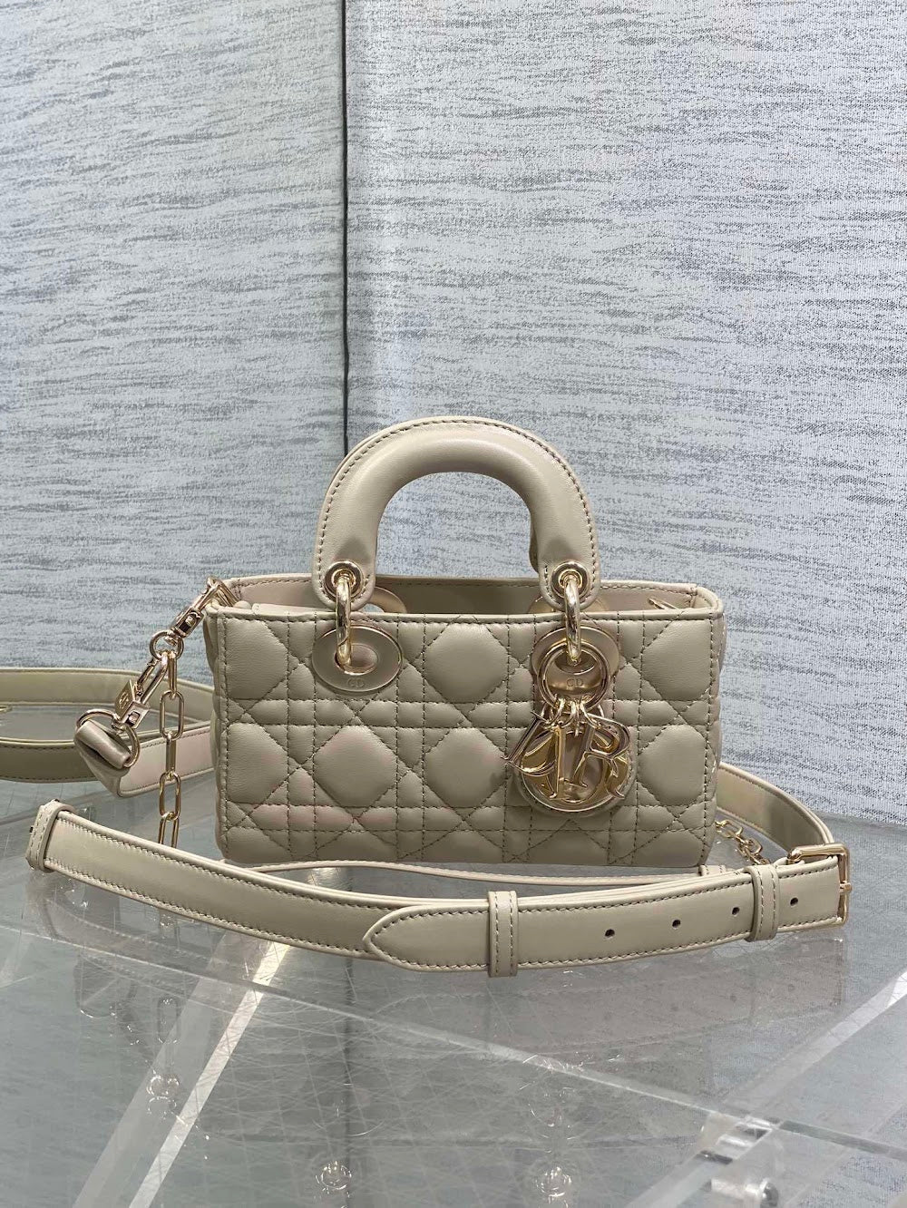 new-designer-premium-bags-nm16740