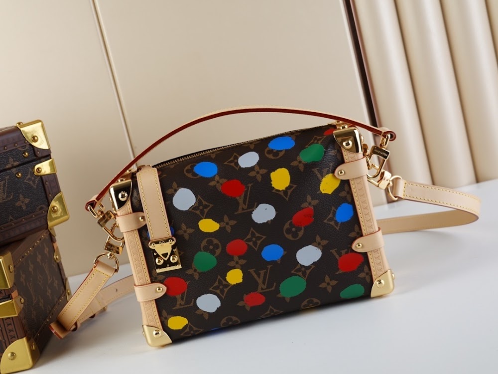 Anum Bags ln Luxury Bag --61065
