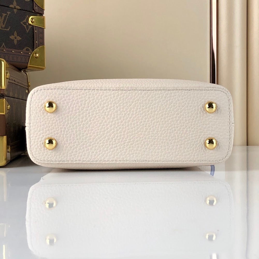 Anum Bags ln Luxury Bag --60566
