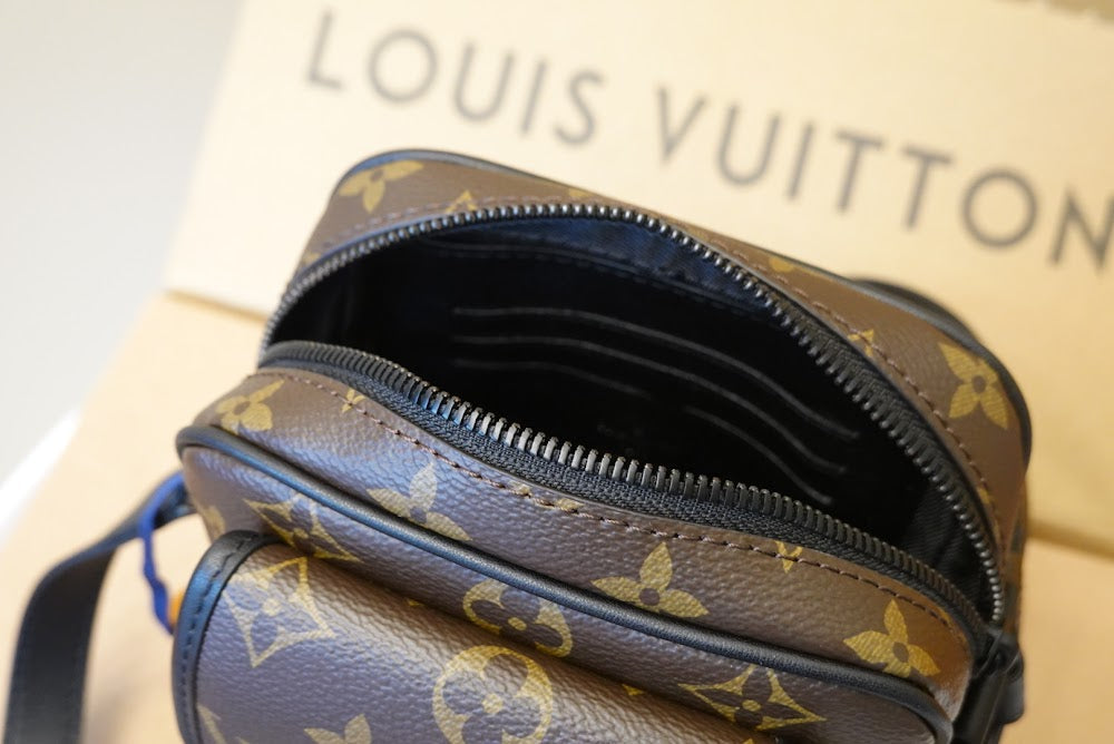 Anum Bags ln Luxury Bag --59965
