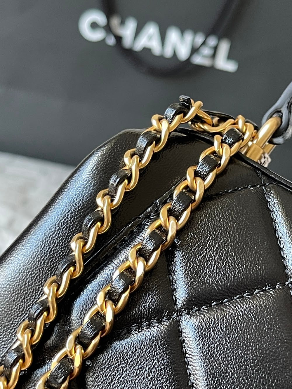 new-luxury-designer-bags-nm9412