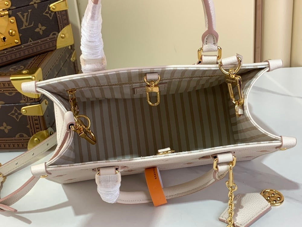 Anum Bags ln Luxury Bag --56470