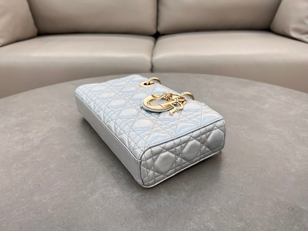 new-designer-premium-bags-nm16215