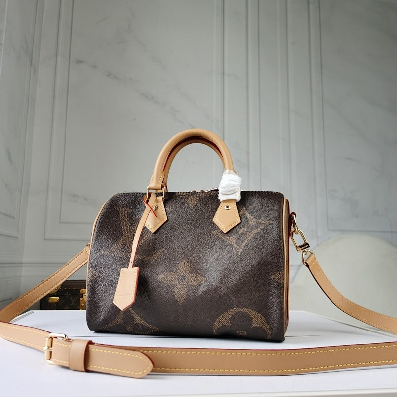 Anum Bags ln Luxury Bag --60590