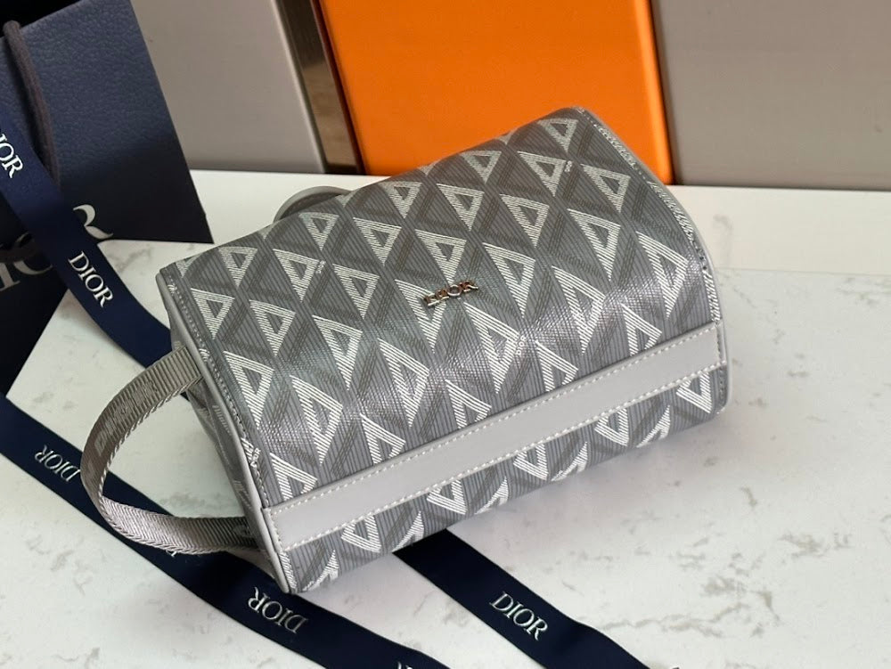new-designer-premium-bags-nm16887