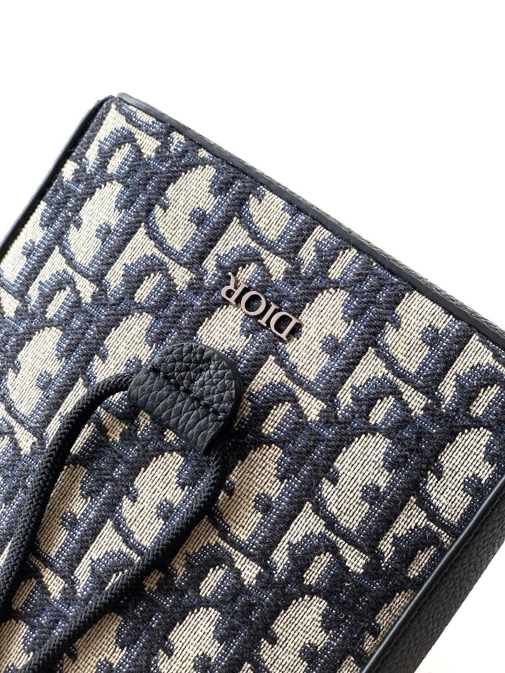 new-luxury-designer-bags-nm15975