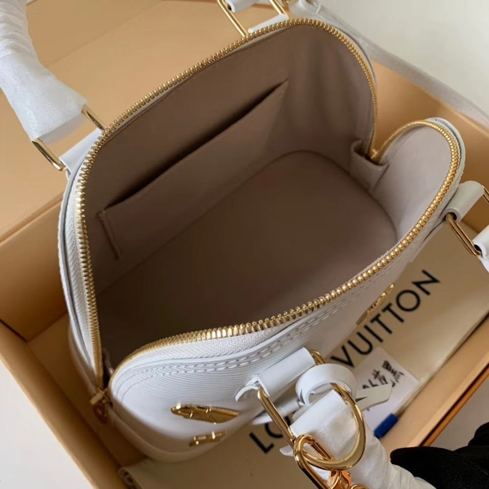 Anum Bags ln Luxury Bag --60754