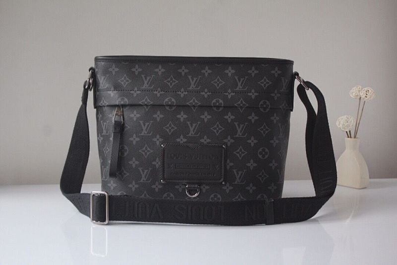 Anum Bags ln Luxury Bag --57100