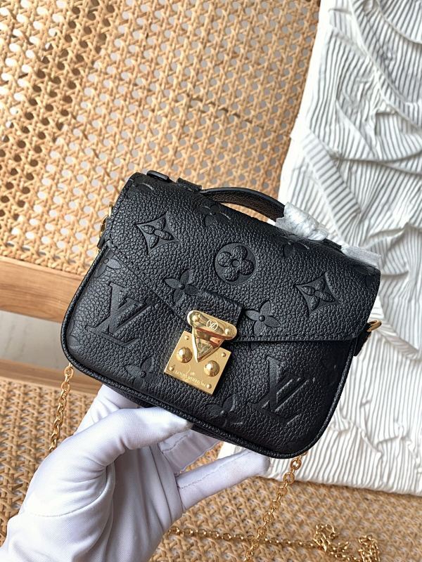 Anum Bags ln Luxury Bag --57084