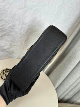 new-luxury-designer-bags-nm6070