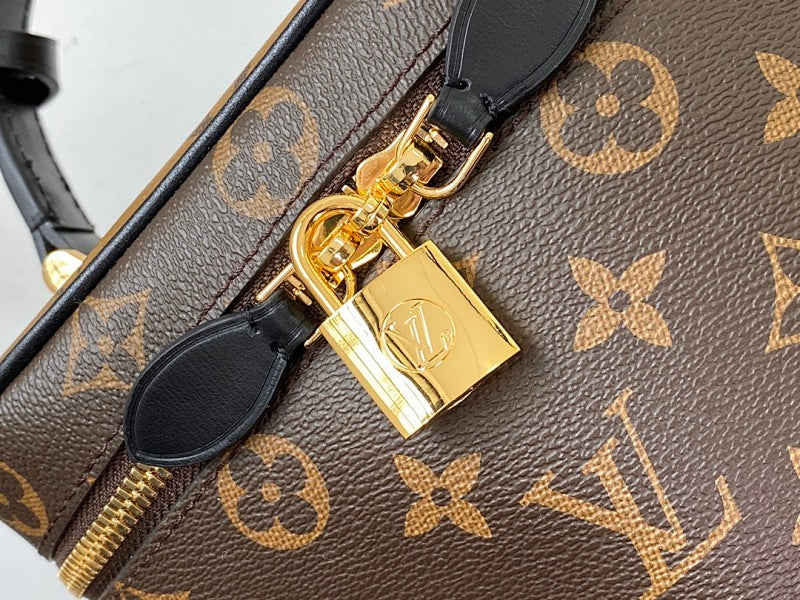 Anum Bags ln Luxury Bag --59618