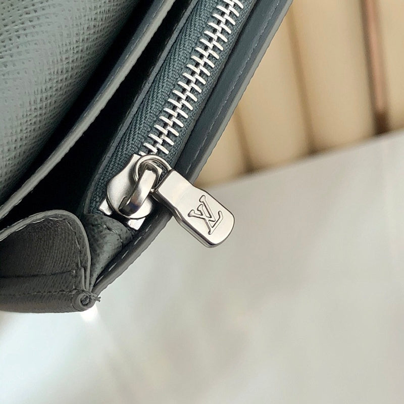 Anum Bags ln Luxury Bag --60499