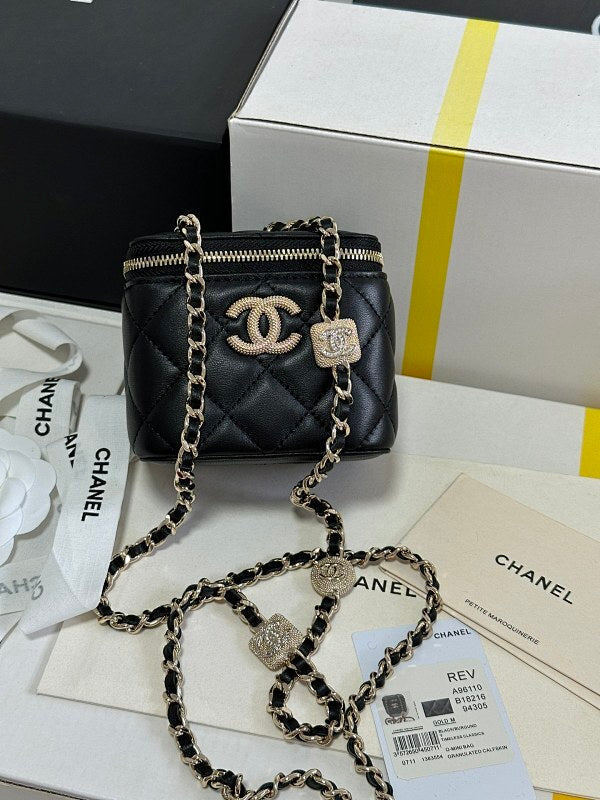 new-luxury-designer-bags-nm9477