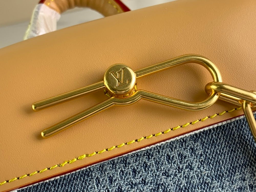 Anum Bags ln Luxury Bag --58510