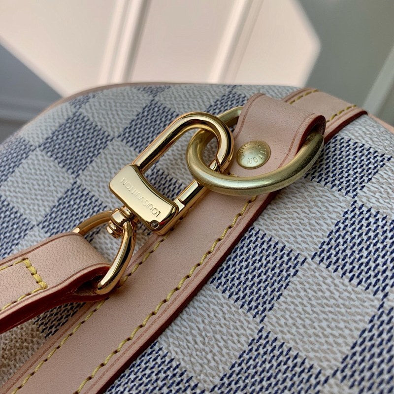 Anum Bags ln Luxury Bag --60372