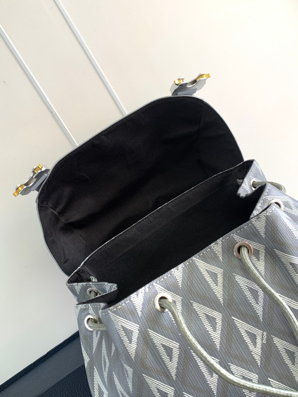new-luxury-designer-bags-nm16114