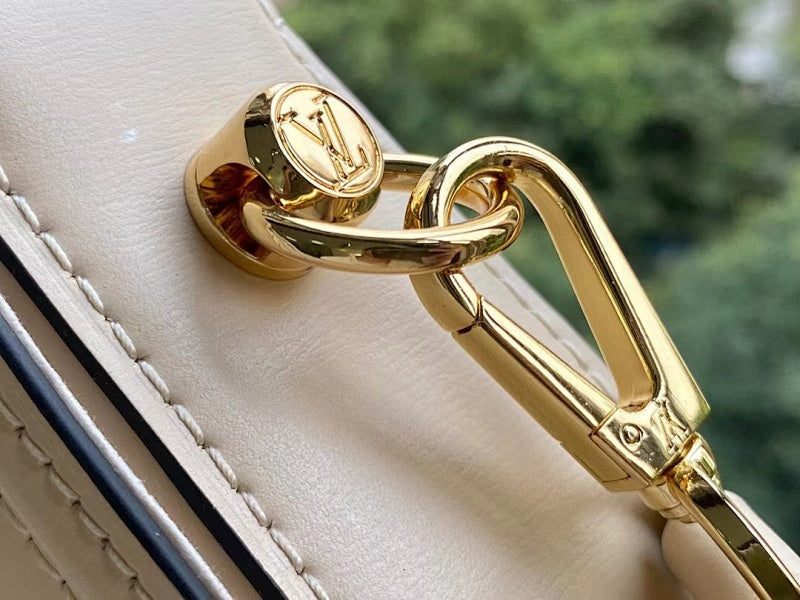 Anum Bags ln Luxury Bag --59770