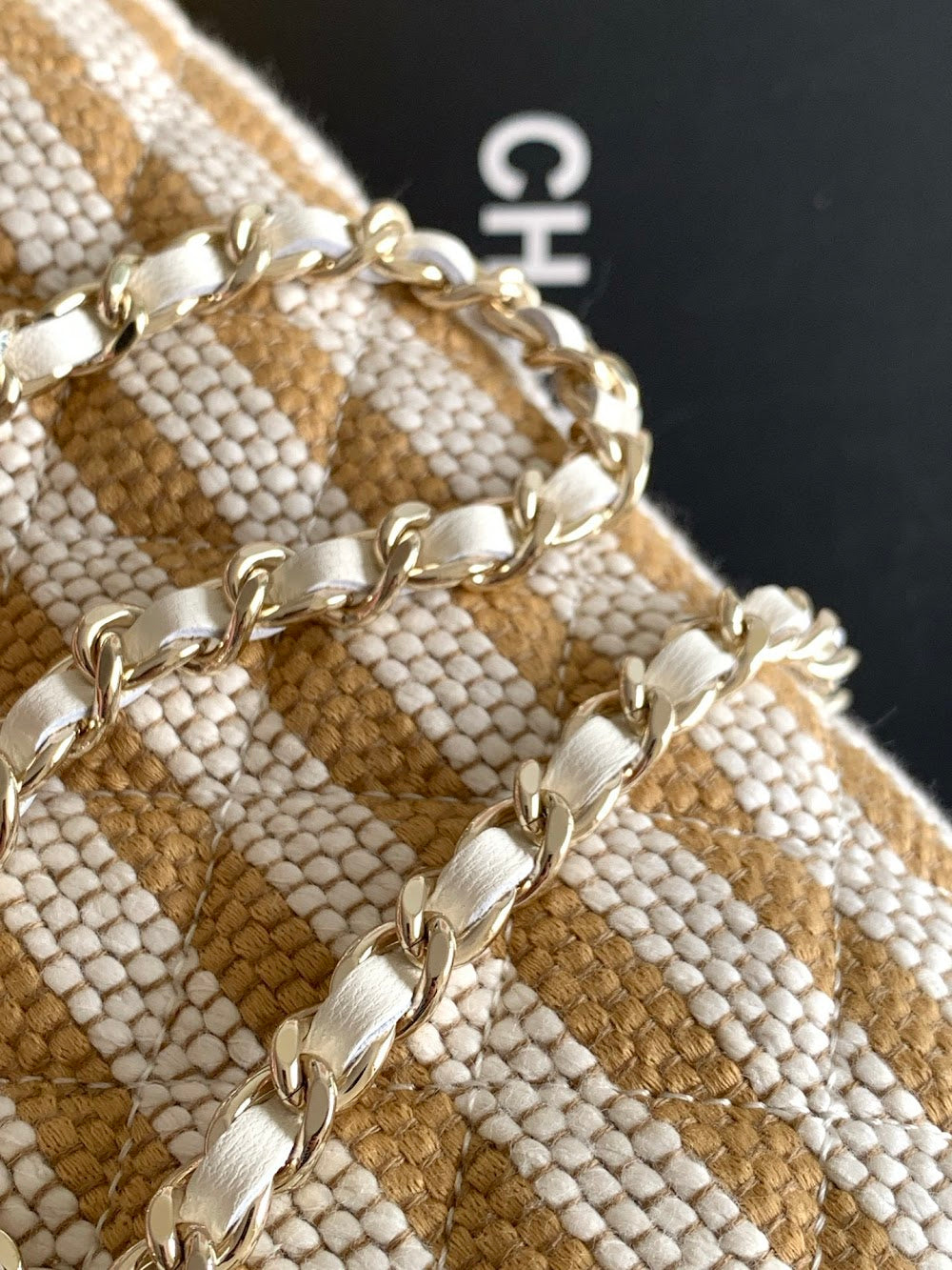 Anum Bags CHn Luxury Bag --114071