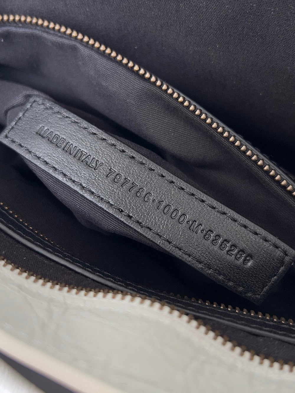 Ezyycart Bags Balenciaga Luxury Bag --110644