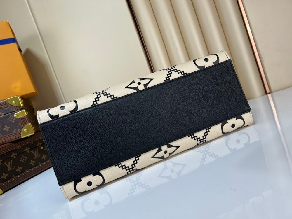 Anum Bags ln Luxury Bag --60762