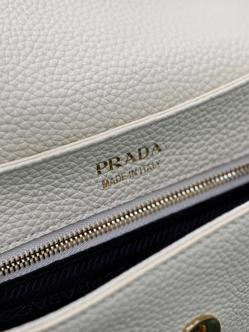 Ezyycart Bags Prada Luxury Bag --53705