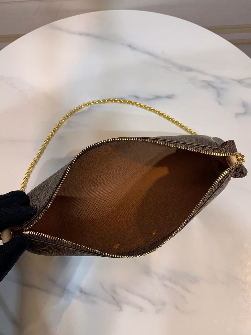 Anum Bags ln Luxury Bag --59532