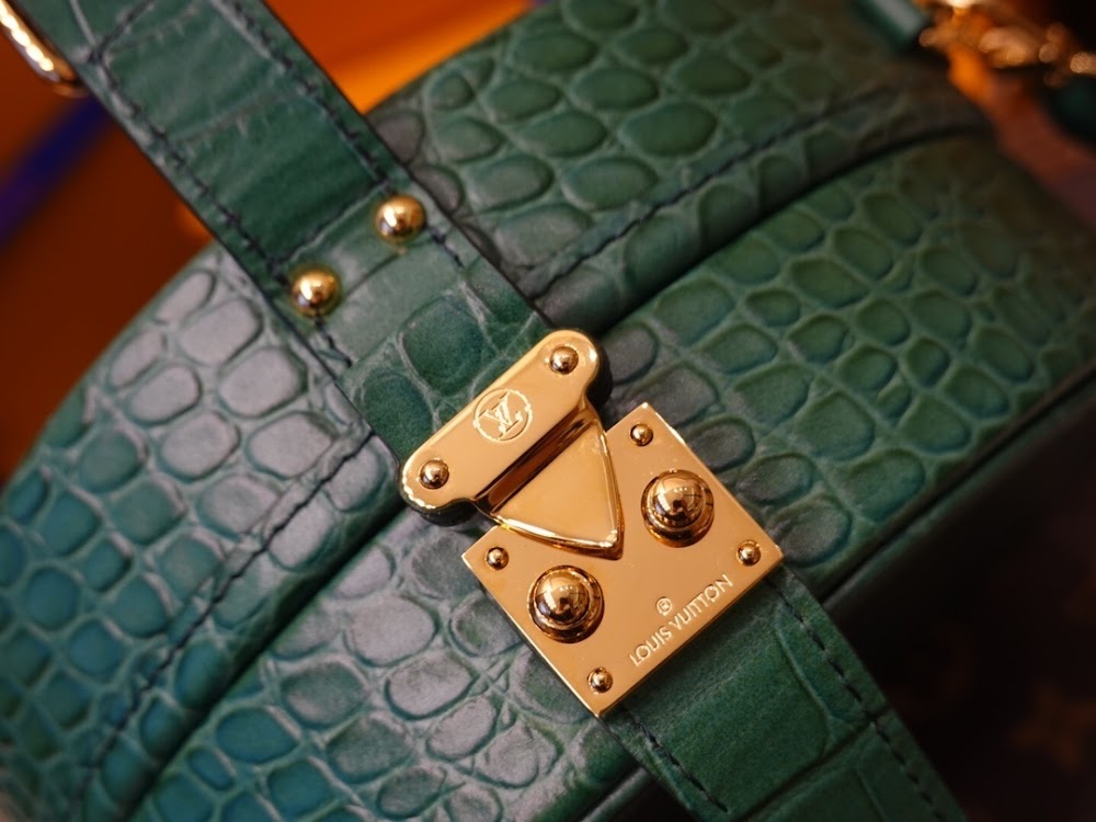 Anum Bags ln Luxury Bag --60227