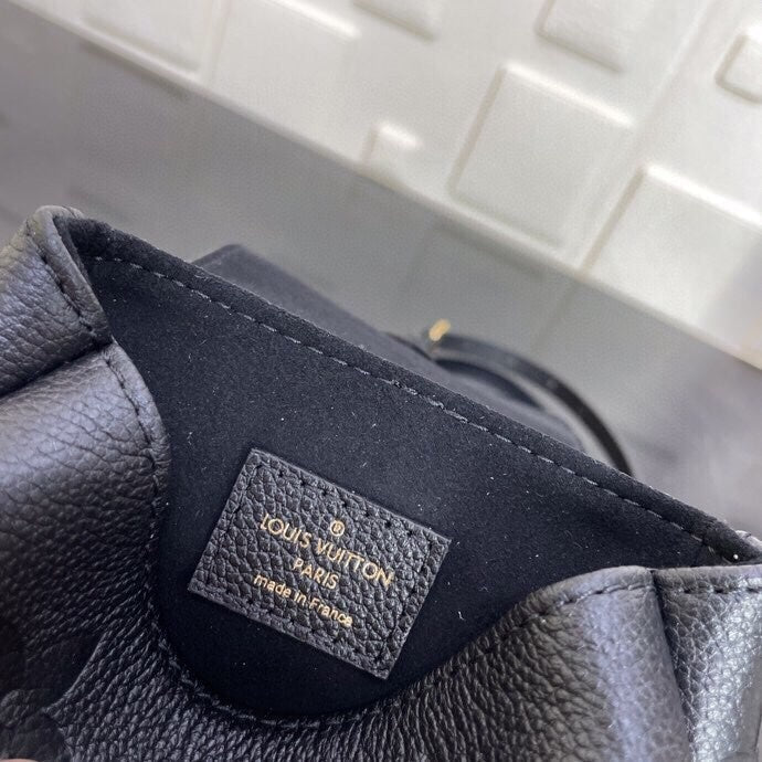 Anum Bags ln Luxury Bag --60006