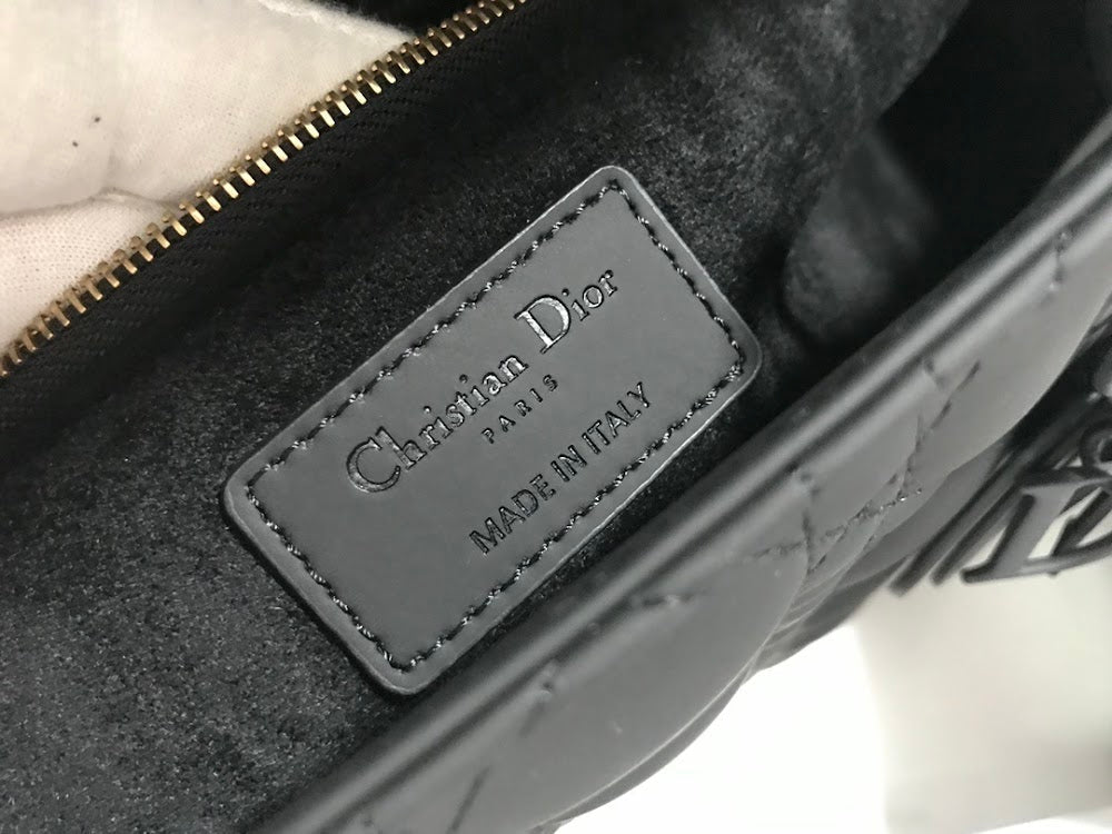 new-luxury-designer-bags-nm16044