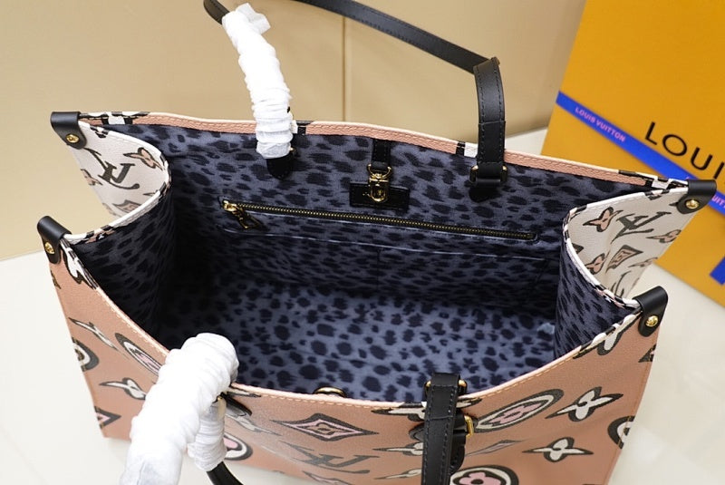 Anum Bags ln Luxury Bag --60337