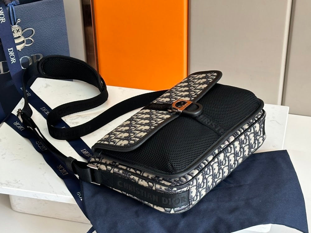 new-designer-premium-bags-nm16885