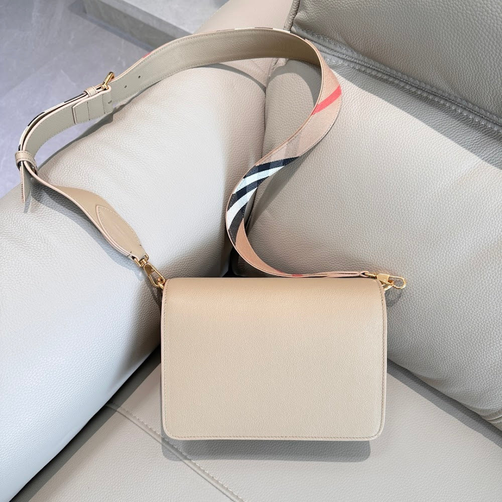 Ezyycart Bags Burberryn Luxury Bag --92090