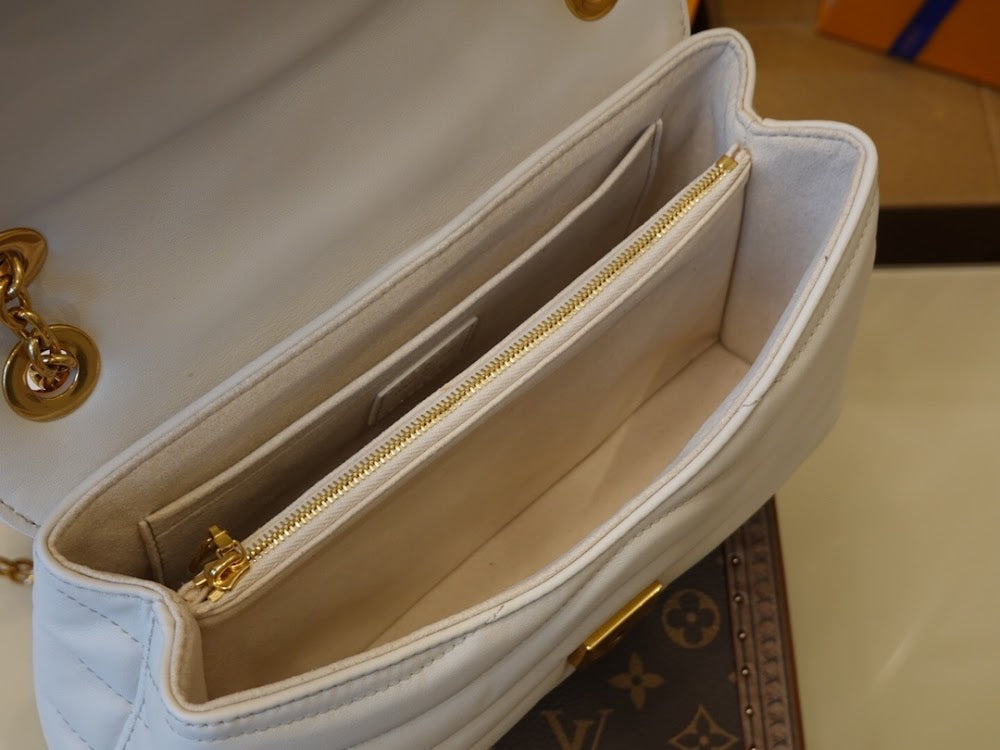 Anum Bags ln Luxury Bag --60385