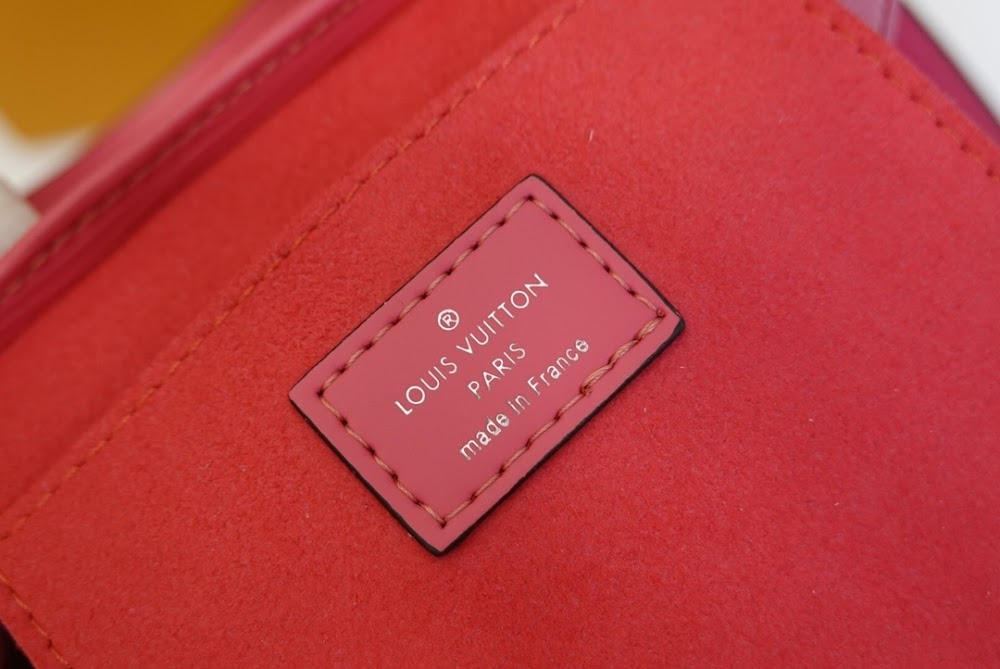 Anum Bags ln Luxury Bag --60126